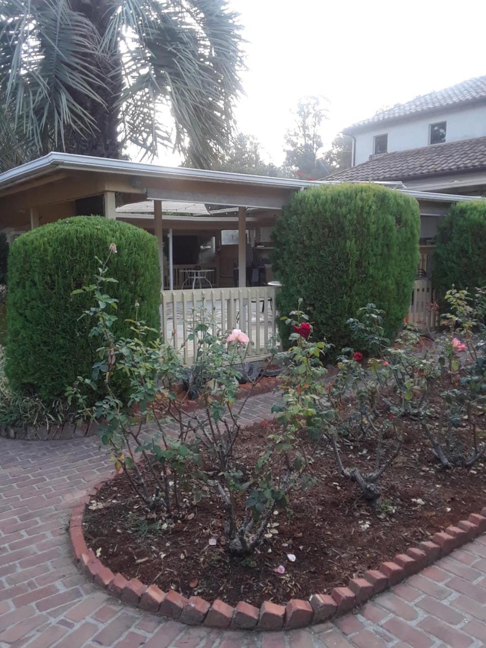 Los Gatos Garden Inn Hotel Exterior foto